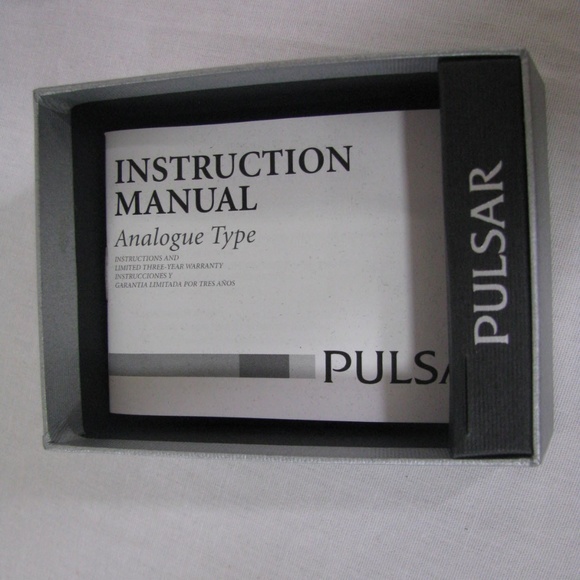 PULSAR LADIES WATCH WRISTWATCH JEWERLY ACCESSORIES - Picture 4 of 5